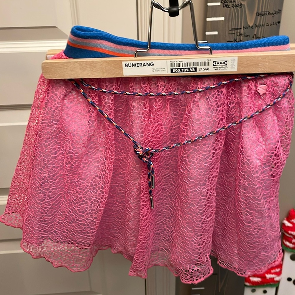 Girls pink skirt size 6-7